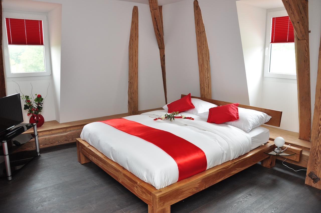 Le Relais Du Chateau Monney Cournillens Room photo